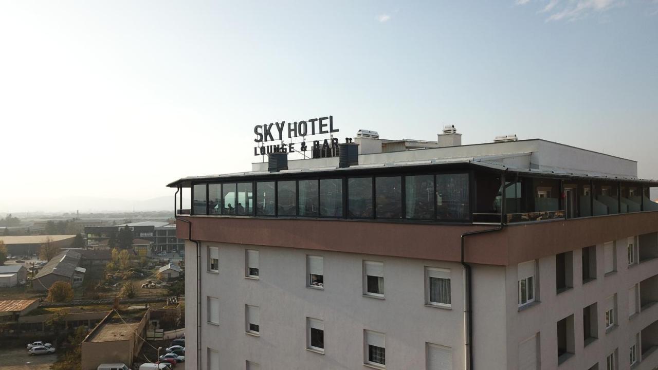 Sky Hotel Prizren Exterior photo